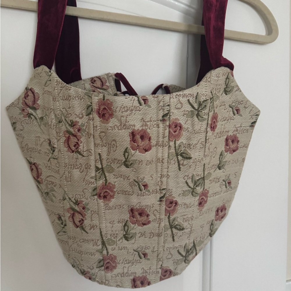 Corset rose top